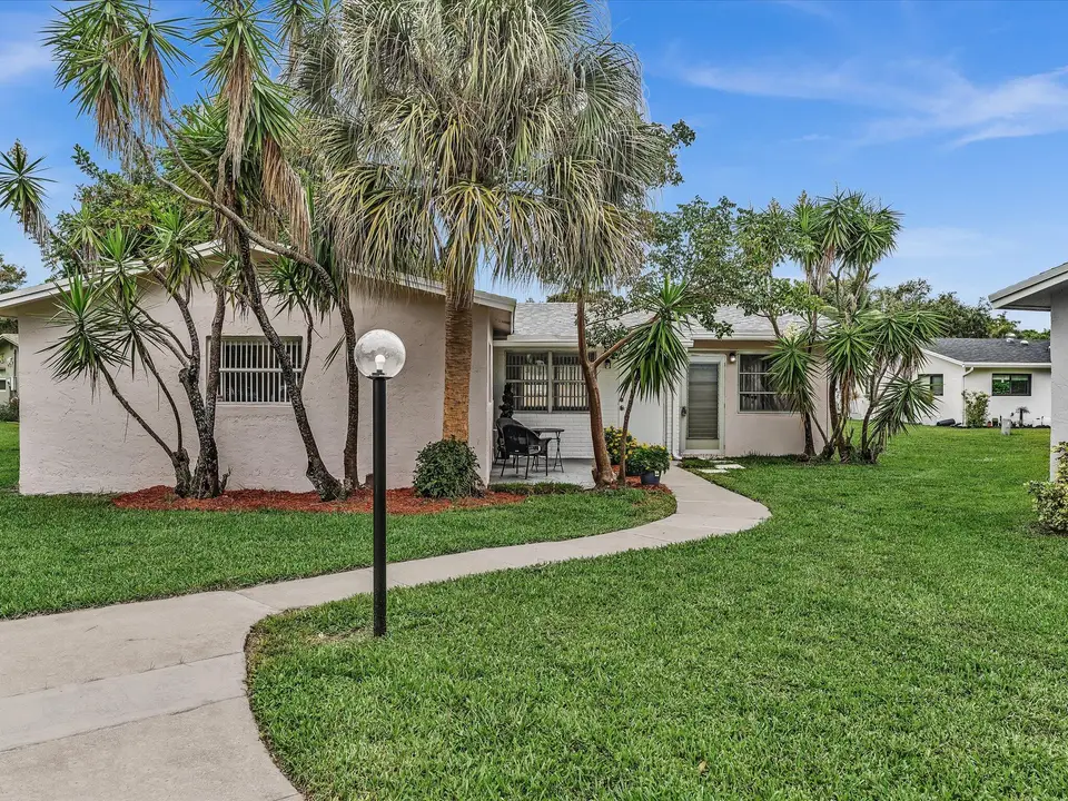 3629 SW Natura Avenue, Deerfield Beach, FL 33441