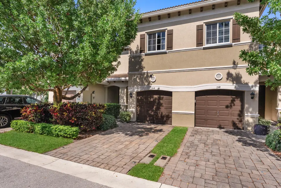 354 SE 1st Way 354, Deerfield Beach, FL 33441