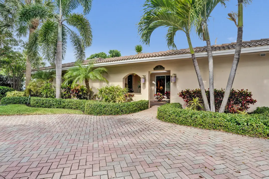 11 Tam O'shanter Lane, Fort Lauderdale, FL 33308
