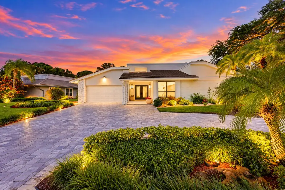 624 W Lakewoode Circle W, Delray Beach, FL 33445