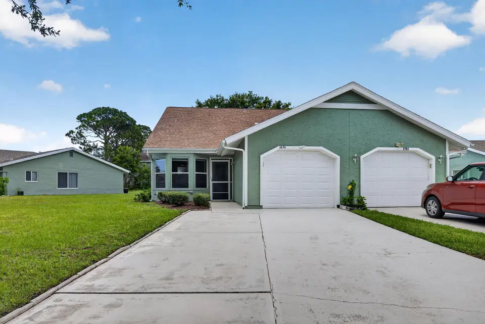1474 SE Rivergreen Circle, Port St. Lucie, FL 34952
