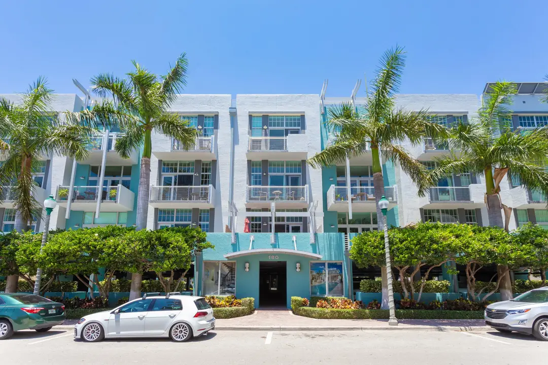 180 NE 4th Avenue 307, Delray Beach, FL 33483