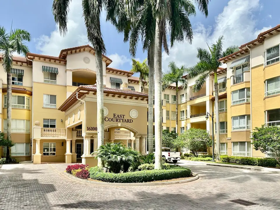 16100 Emerald Estates Drive 389, Weston, FL 33331