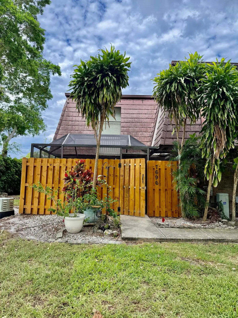 7696 Courtyard Run Run W, Boca Raton, FL 33433