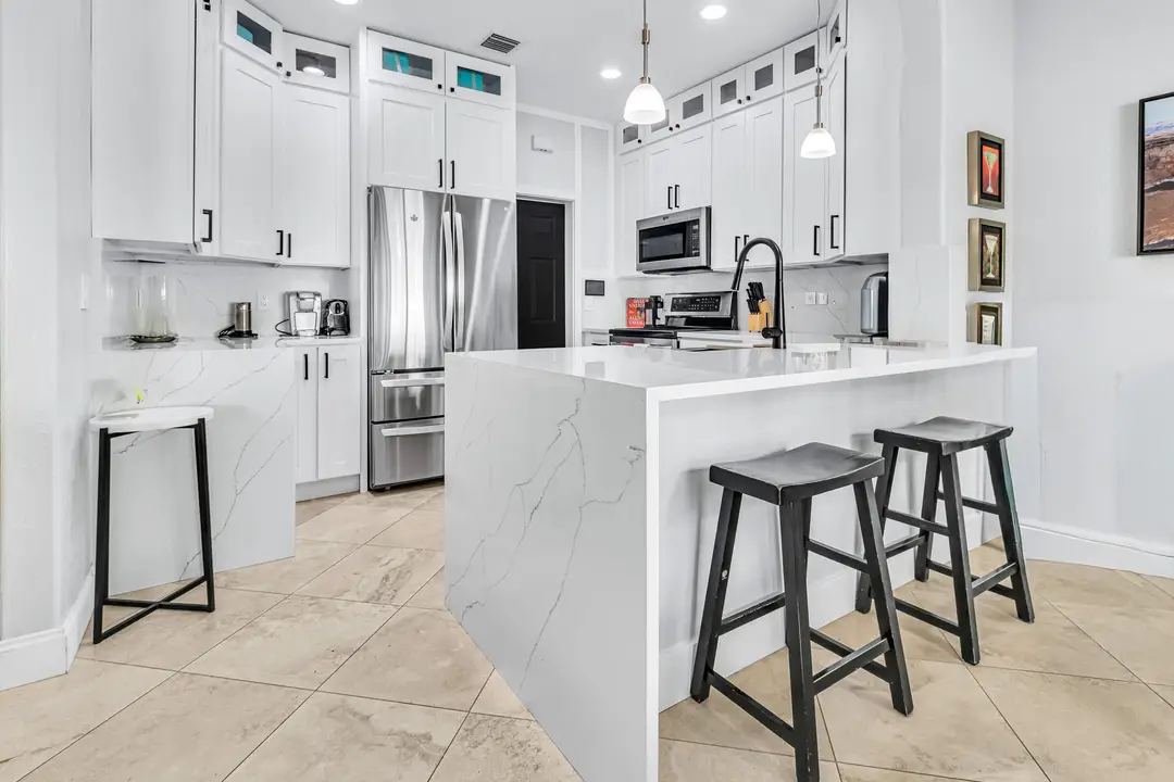 5428 Pointe Villa Drive E, Lighthouse Point, FL 33064