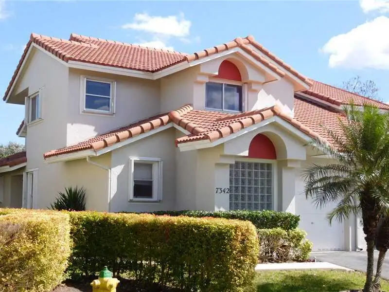 7342 Pinewalk Drive S 56-12, Margate, FL 33063