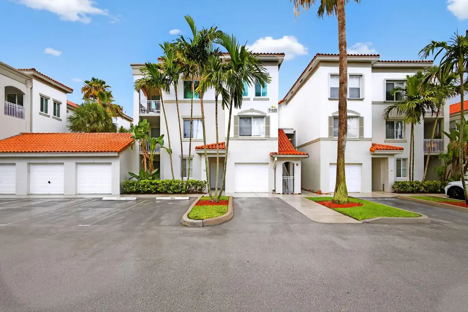 11029 LEGACY Boulevard 201, Palm Beach Gardens, FL 33410