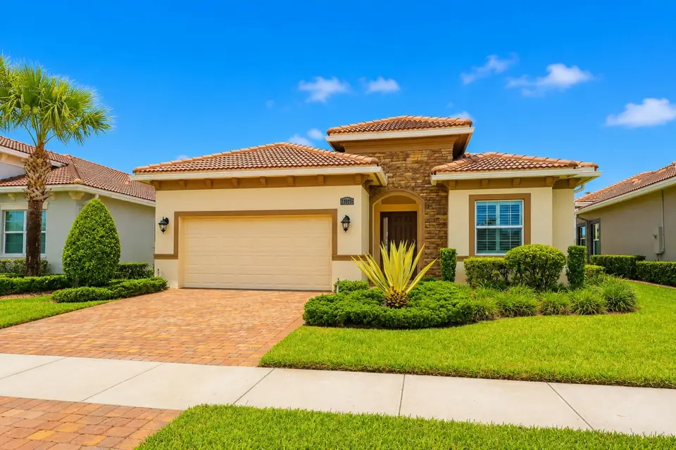 23026 SW Accesi Way, Port St. Lucie, FL 34986