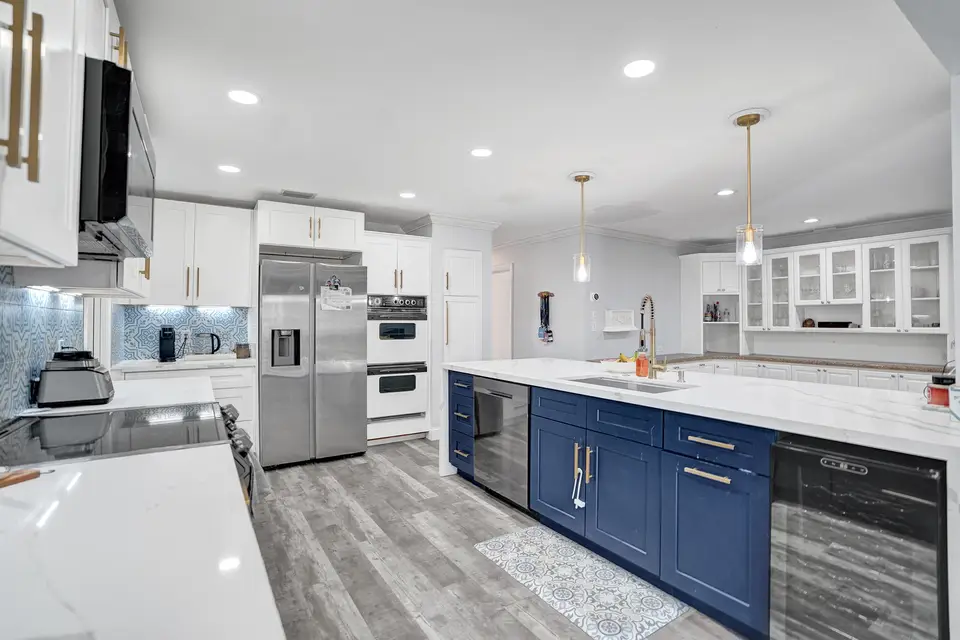 1852 NW 82ND Avenue, Coral Springs, FL 33071
