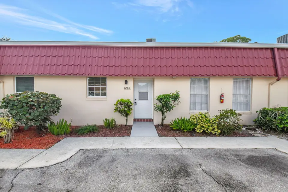 868 Worcester Lane B, Lake Worth, FL 33467