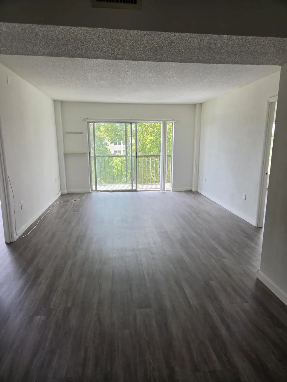 4160 INVERRARY Drive 507, Lauderhill, FL 33319