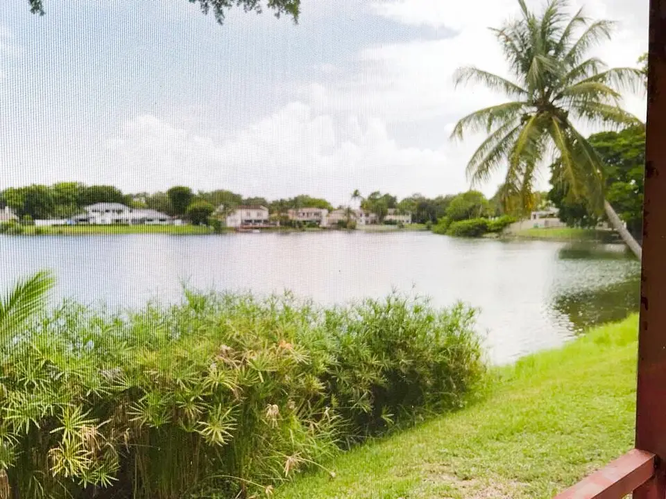 3094 BERMWOOD Lane 237, Hollywood, FL 33021