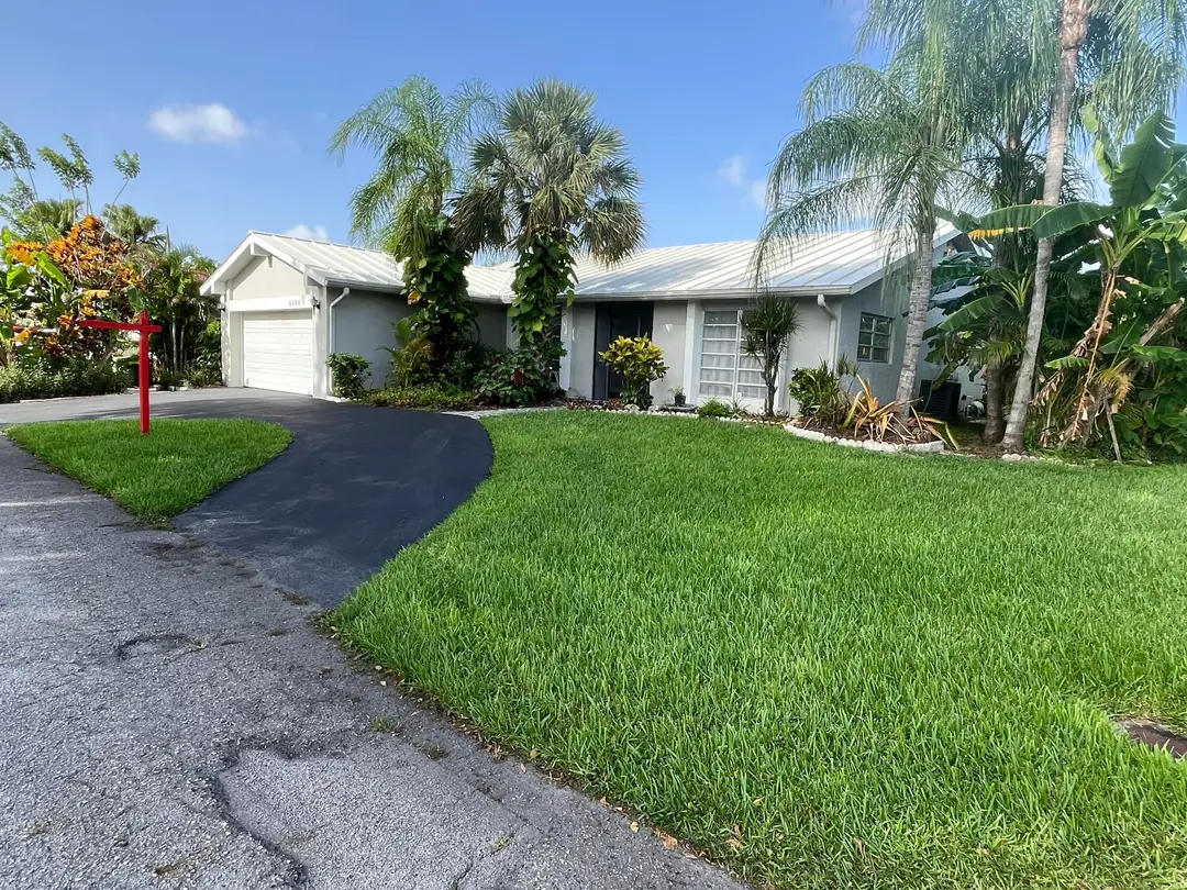 4804 MANGO Drive, Tamarac, FL 33319