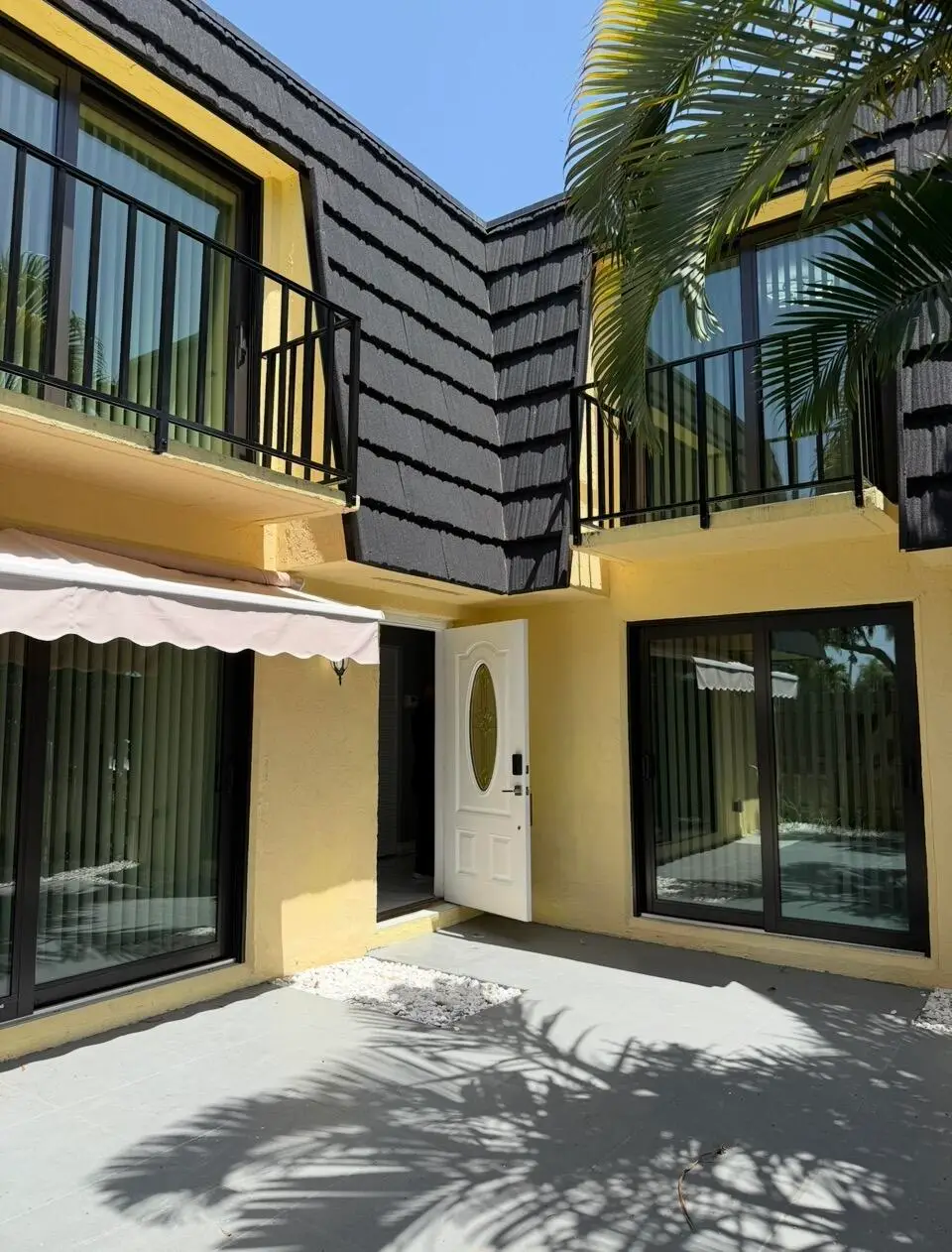 232 WOODLAND Road, Palm Springs, FL 33461