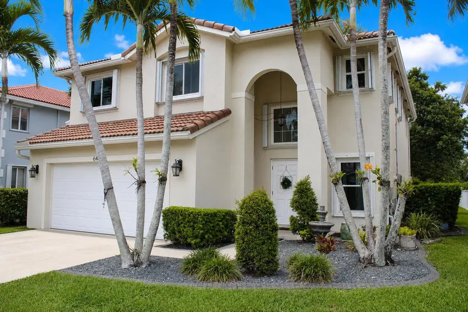 6461 Willoughby Circle, Lake Worth, FL 33463
