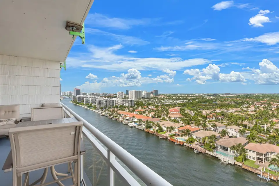 1600 S Ocean Drive PHC, Hollywood, FL 33019