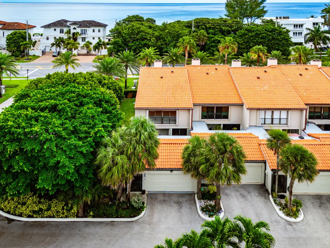 3908 S OCEAN Boulevard T-1, Highland Beach, FL 33487