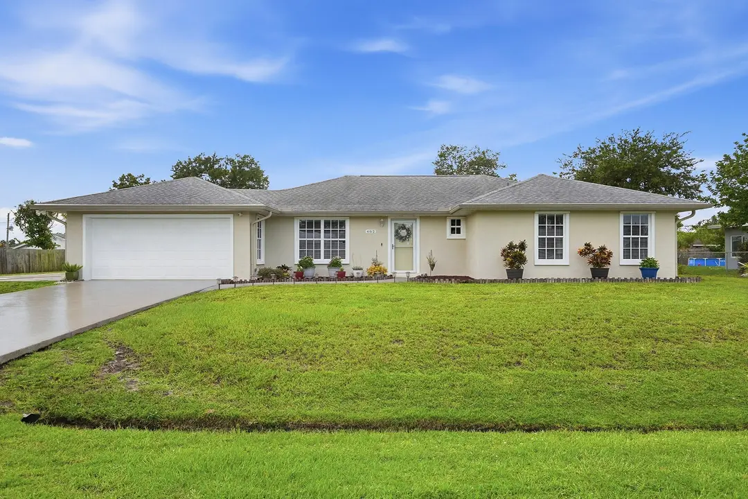 482 SE GALLEON Lane, Port St. Lucie, FL 34983