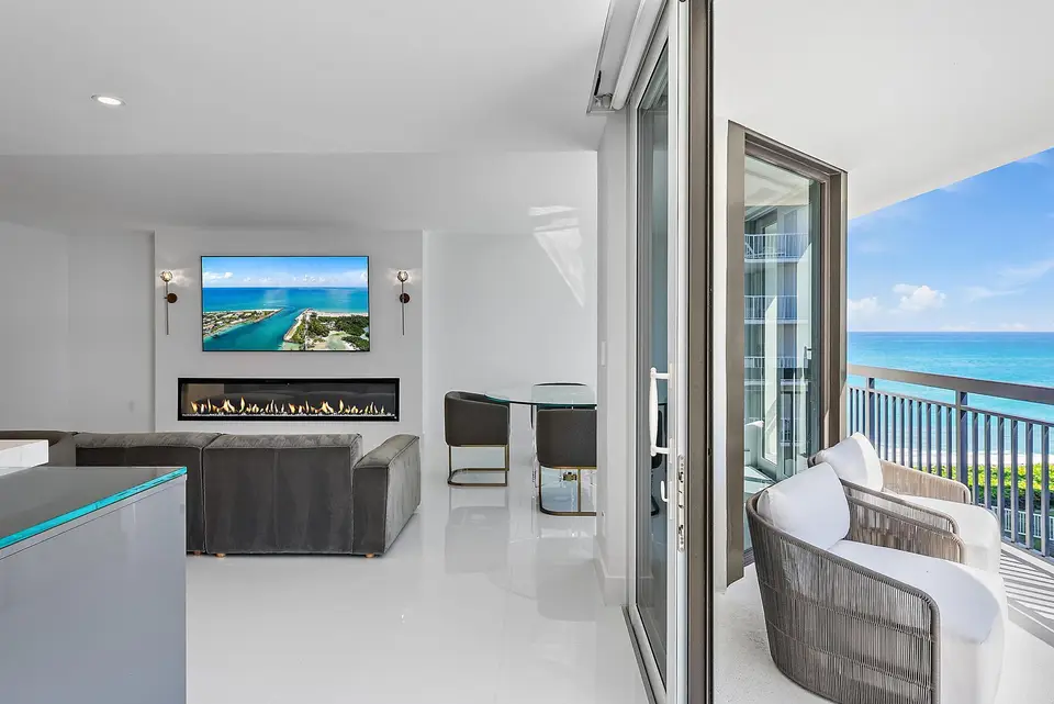 3140 S Ocean Boulevard 502S, Palm Beach, FL 33480