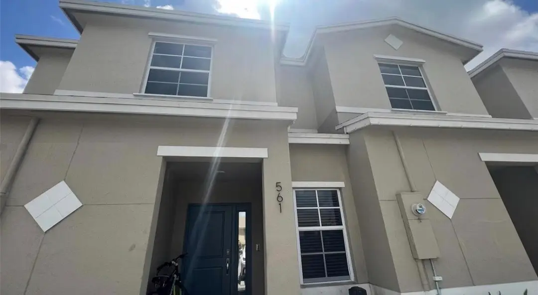 561 NE 5th Way, Florida City, FL 33034
