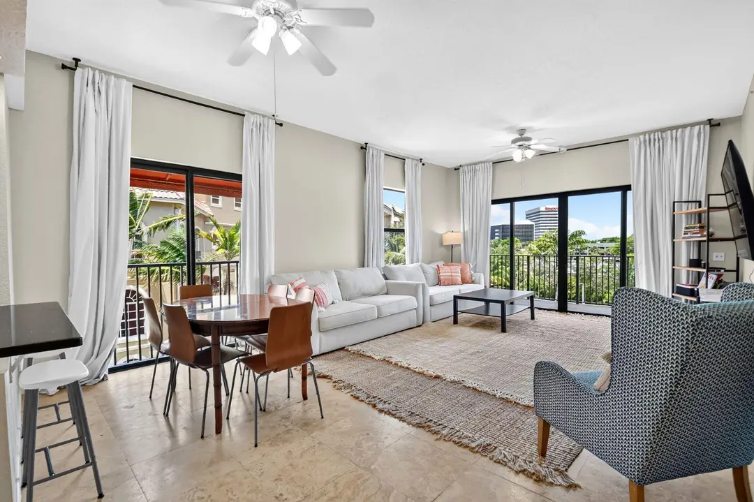 1620 Presidential Way 402, West Palm Beach, FL 33401