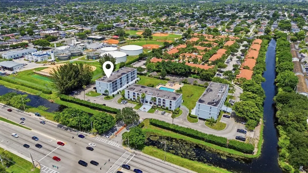 7980 N French Drive Unit 3-305, Pembroke Pines, FL 33024