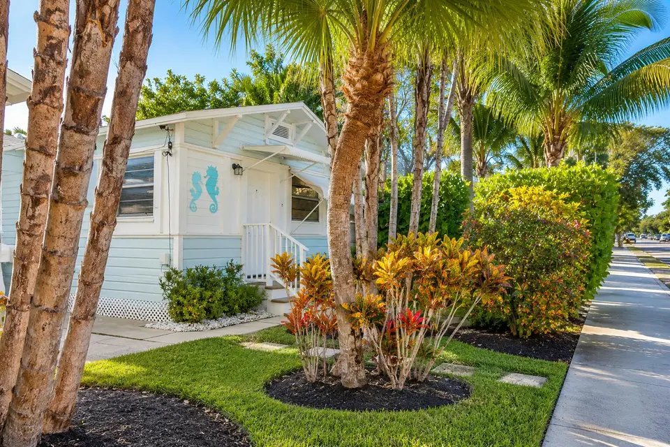 216 S M Street 1, Lake Worth, FL 33460