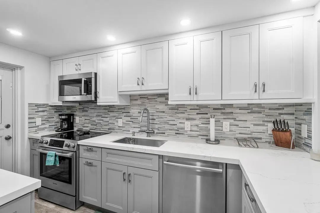 4502 N FEDERAL Highway 167H, Lighthouse Point, FL 33064