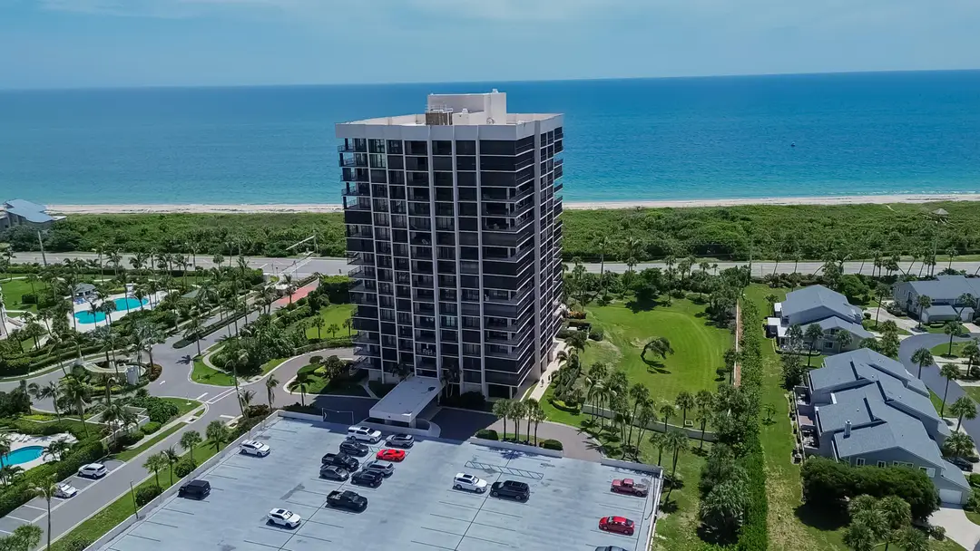 5047 N Hwy A1A #705, Hutchinson Island, FL 34949