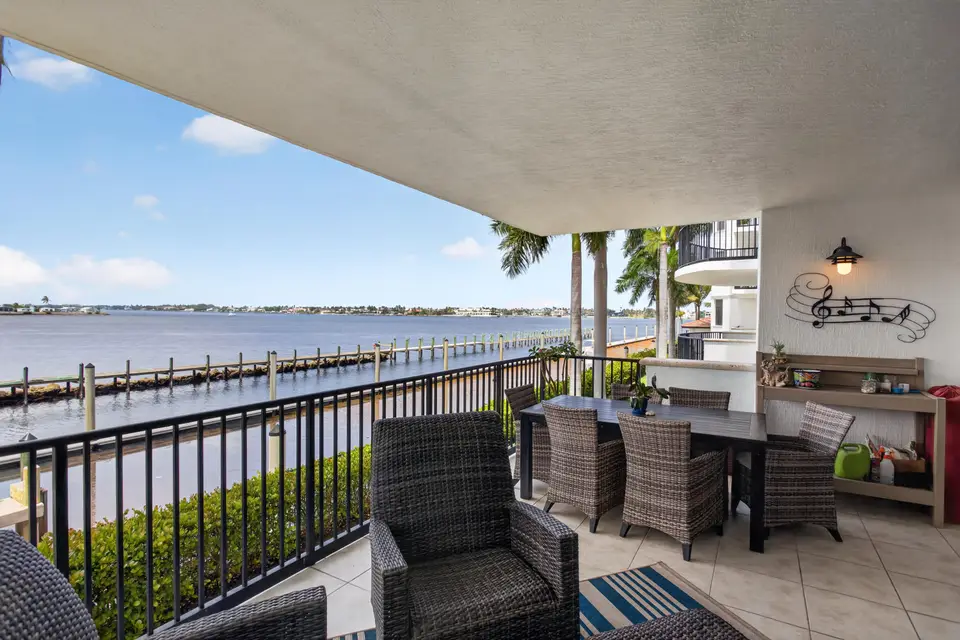 2700 S Federal Highway 203, Boynton Beach, FL 33435