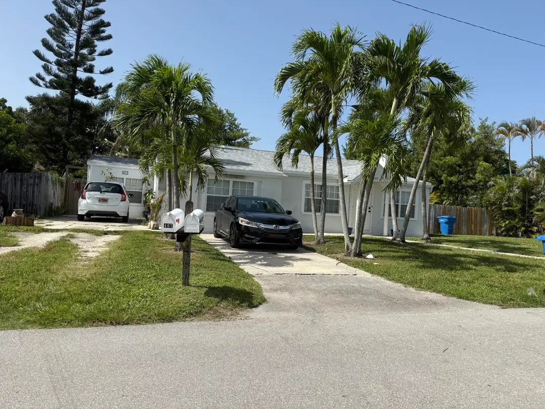 407 W Palm Street, Lantana, FL 33462