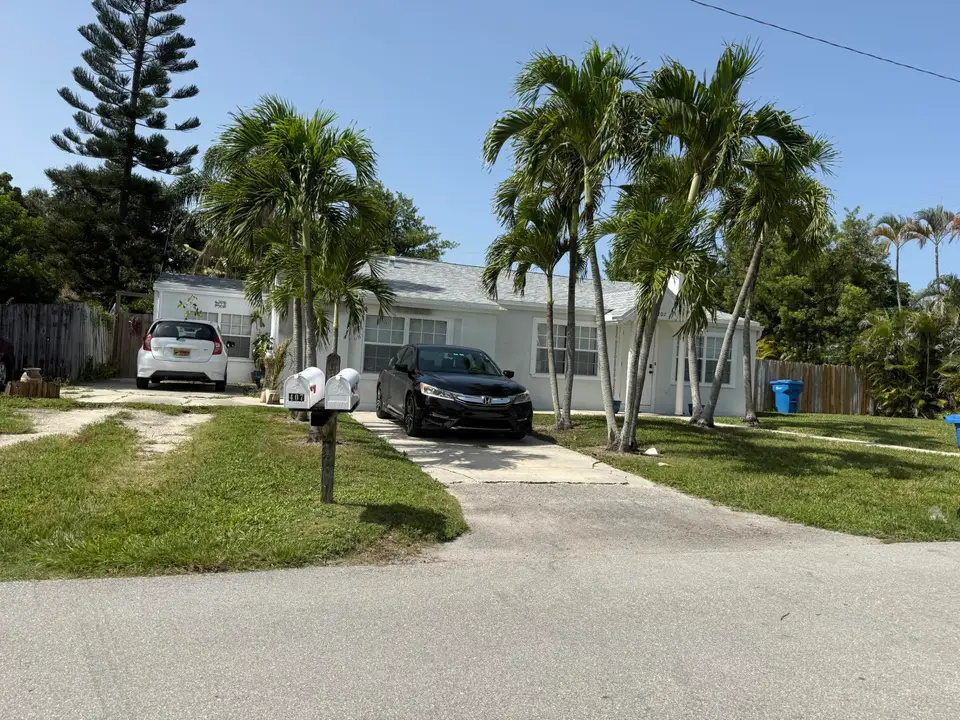 407 W Palm Street, Lantana, FL 33462