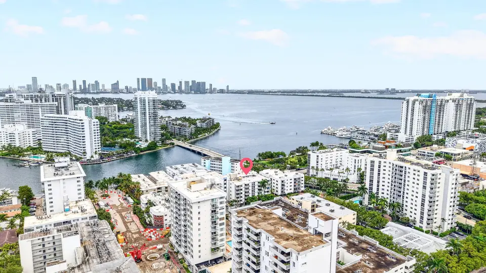 1670 Bay Road 3F, Miami Beach, FL 33139