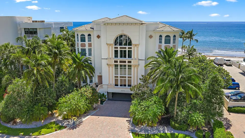 2070 N Ocean Boulevard PH4, Boca Raton, FL 33431