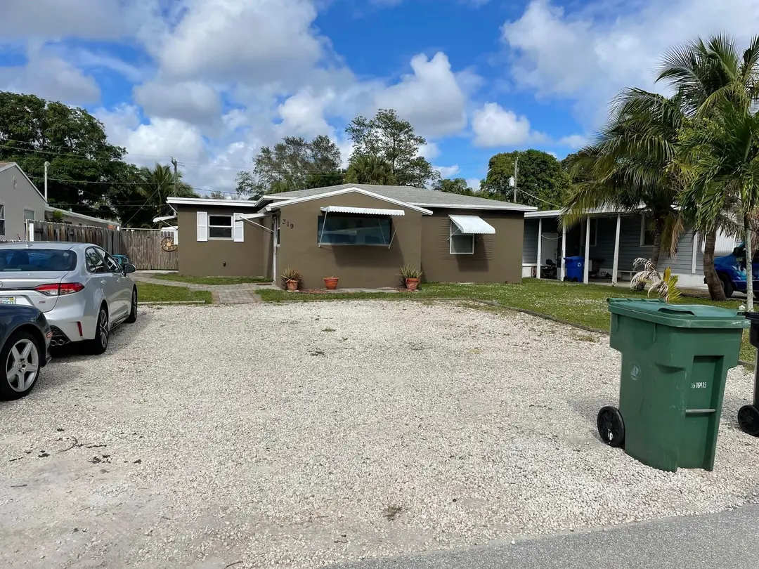 319 SW 15TH Street, Fort Lauderdale, FL 33315