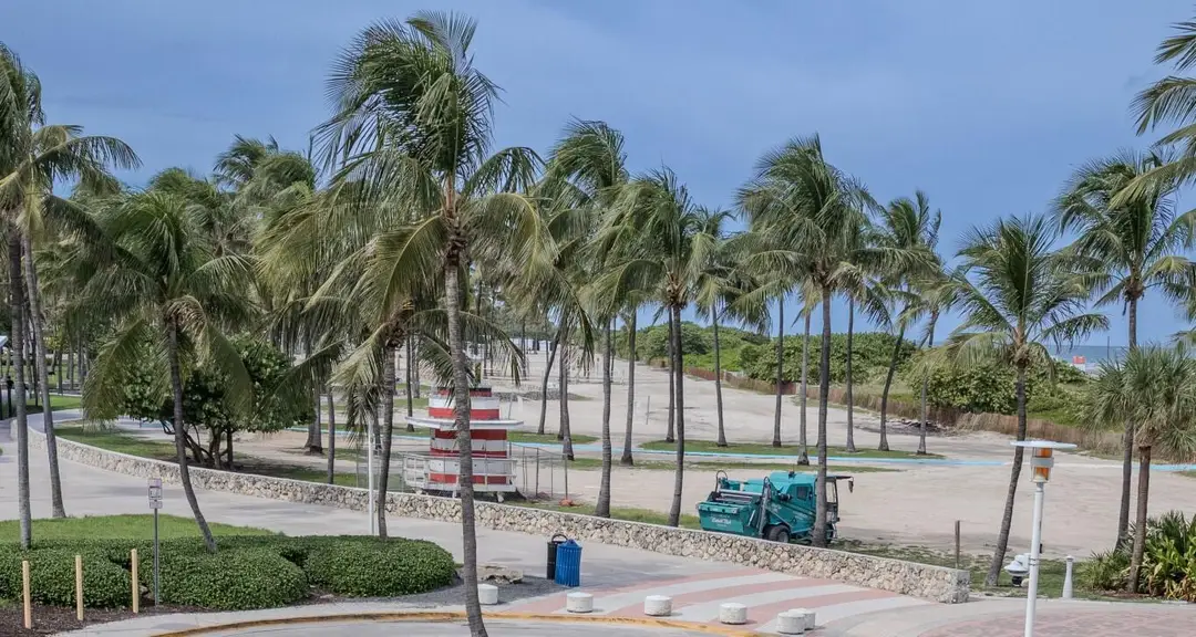 465 OCEAN Drive 320, Miami Beach, FL 33139