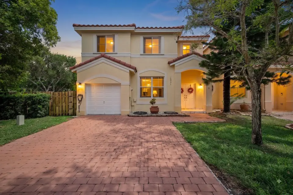 16951 SW 34th Street, Miramar, FL 33027