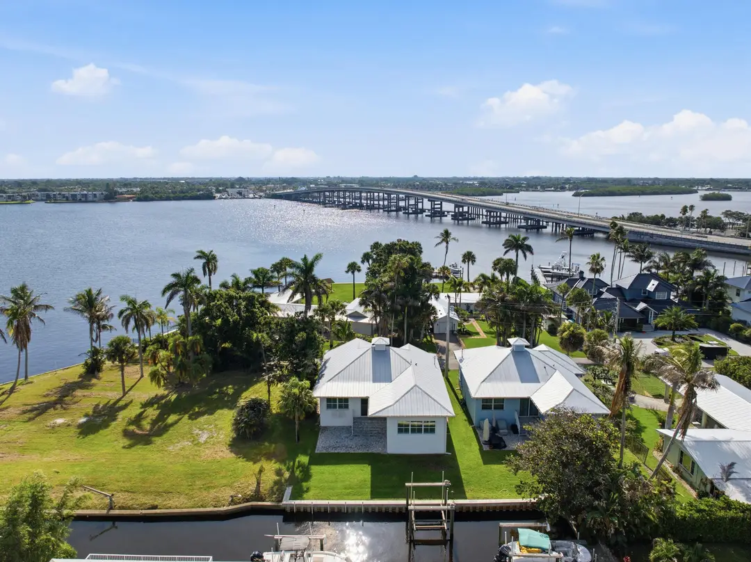 2534 SW CONCH COVE Lane, Palm City, FL 34990