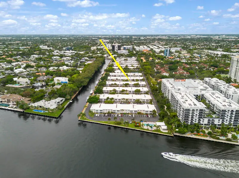 6471 Bay Club Drive 3, Fort Lauderdale, FL 33308