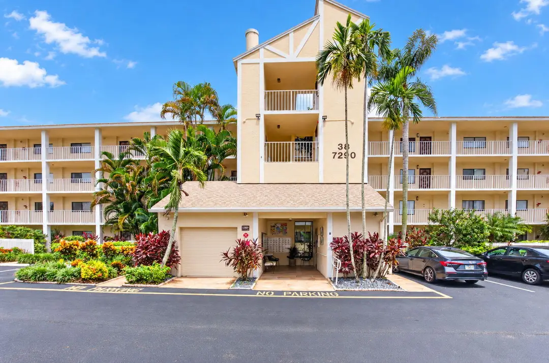 7290 Ashford Place 404, Delray Beach, FL 33446