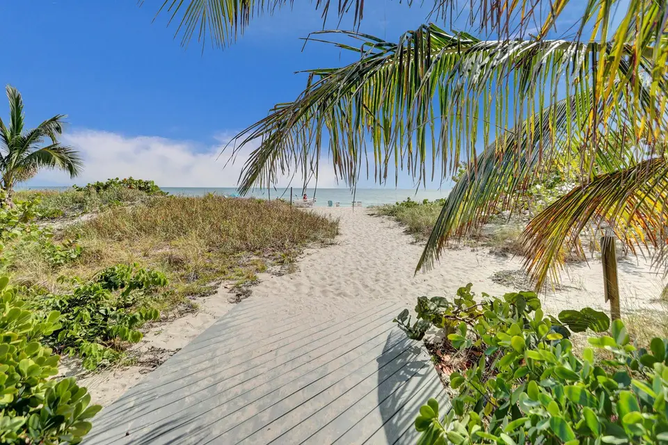 5200 N Ocean Boulevard 310B, Lauderdale-By-The-Sea, FL 33308