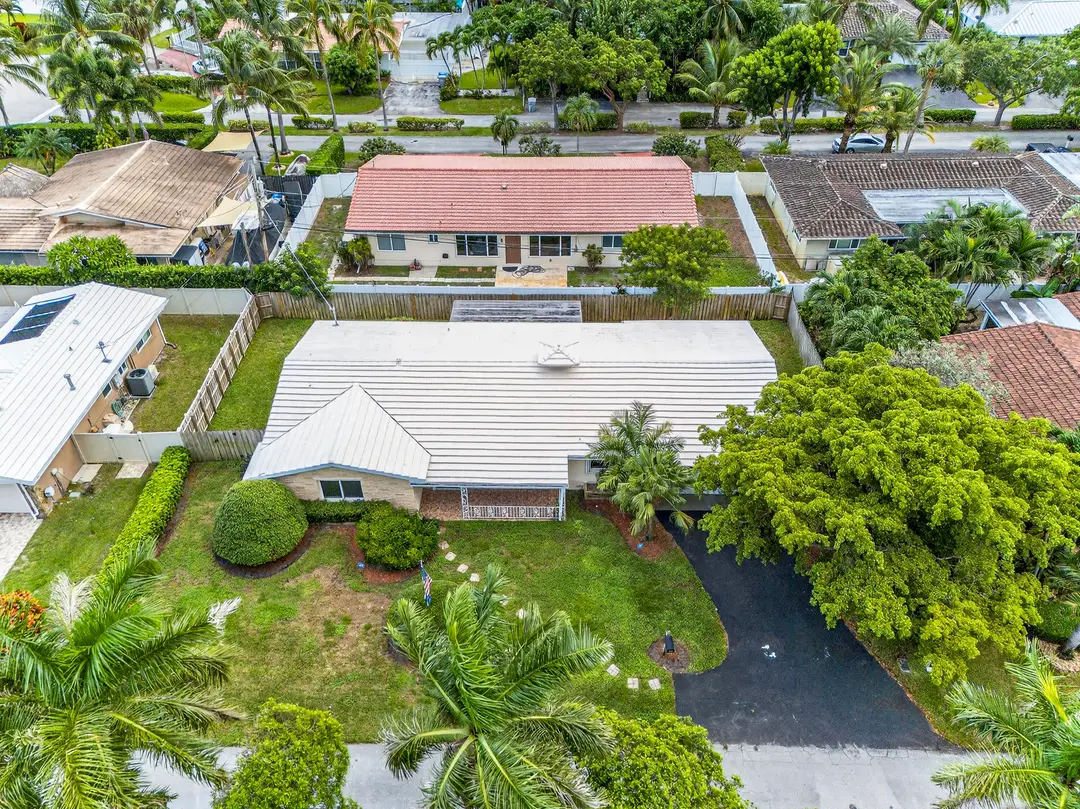 2750 SE 3rd Street, Pompano Beach, FL 33062