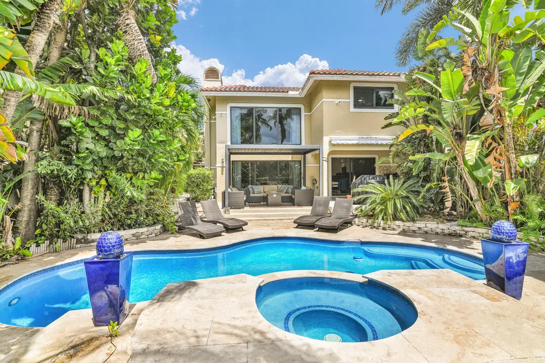 753 Villa Portofino Cir, Deerfield Beach