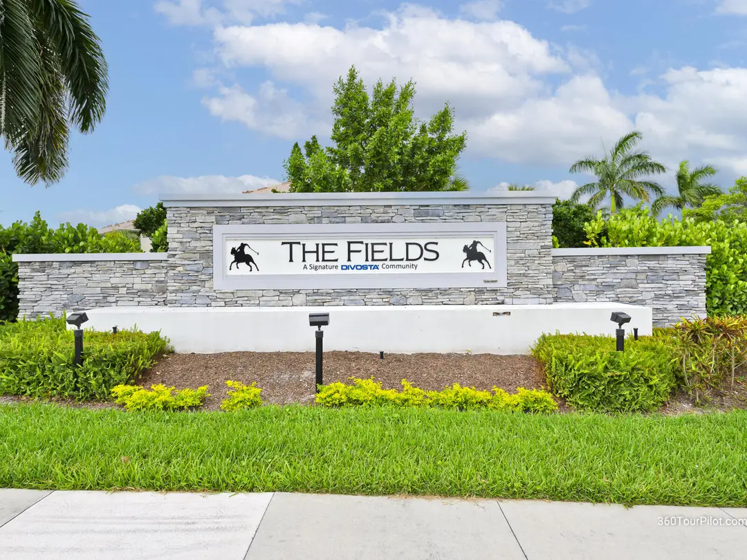 4808 Chantilly Road, Lake Worth, FL 33467