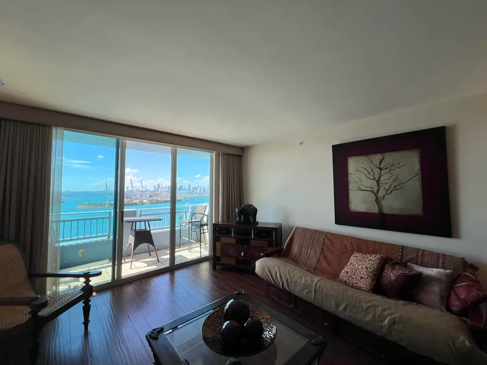 90 ALTON Road 2110, Miami Beach, FL 33139