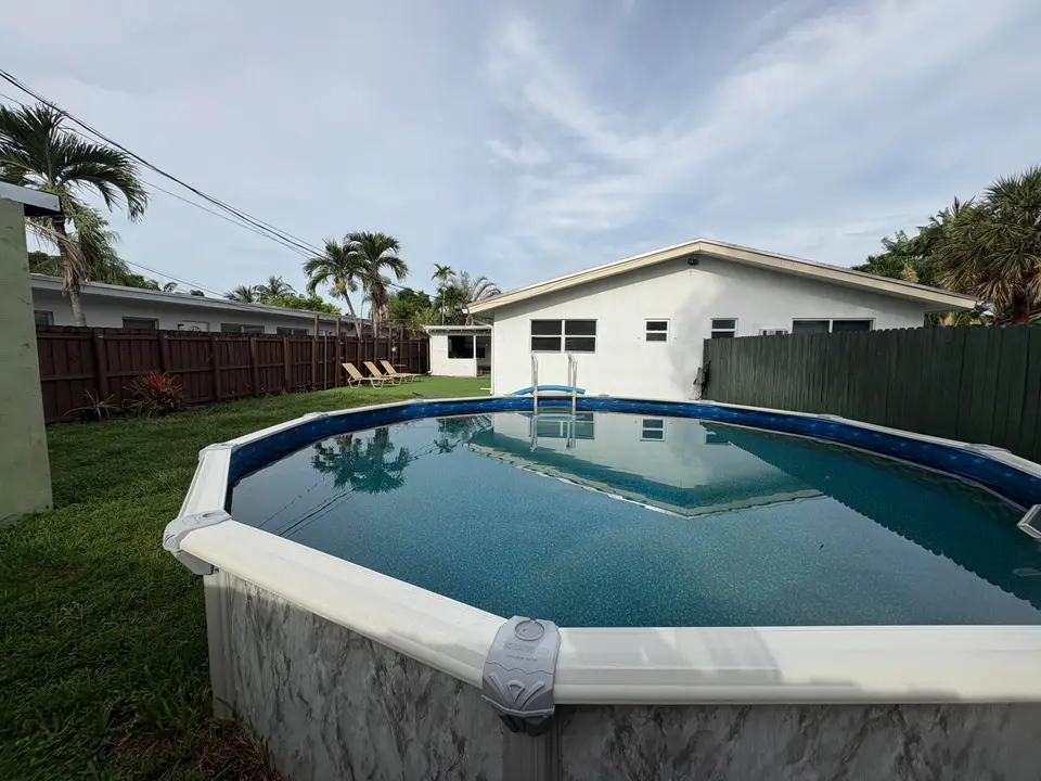 1032 NE 16th Terrace, Fort Lauderdale, FL 33304