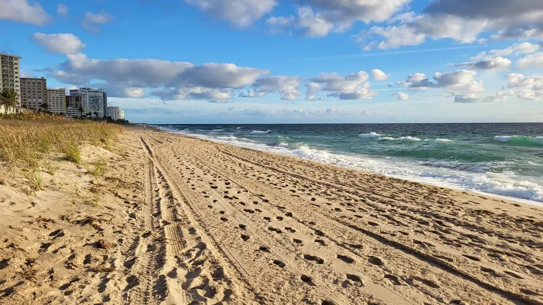 5200 N Ocean Boulevard 615, Lauderdale-By-The-Sea, FL 33308