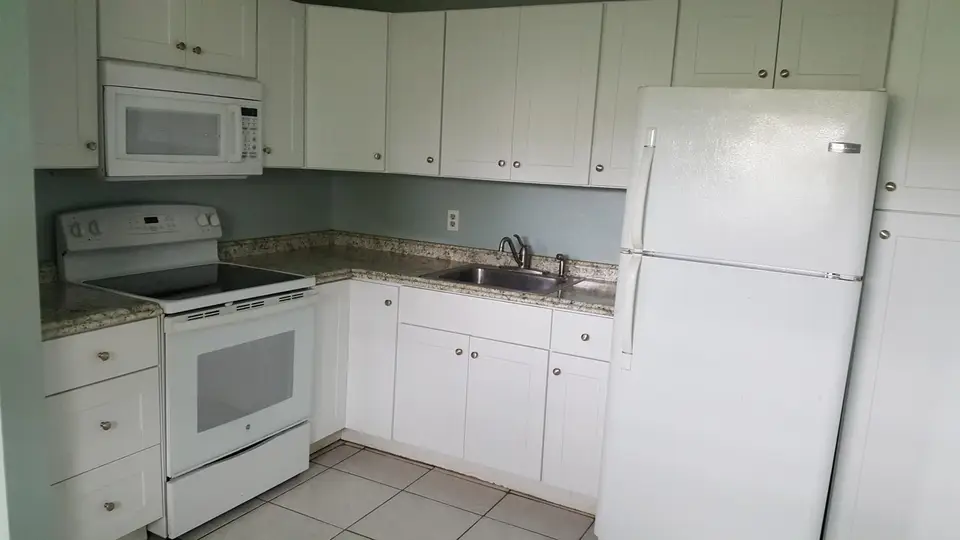 109 E Central Boulevard, Lantana, FL 33462