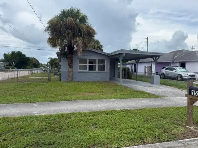 1528 Avenue S, Riviera Beach, FL 33404