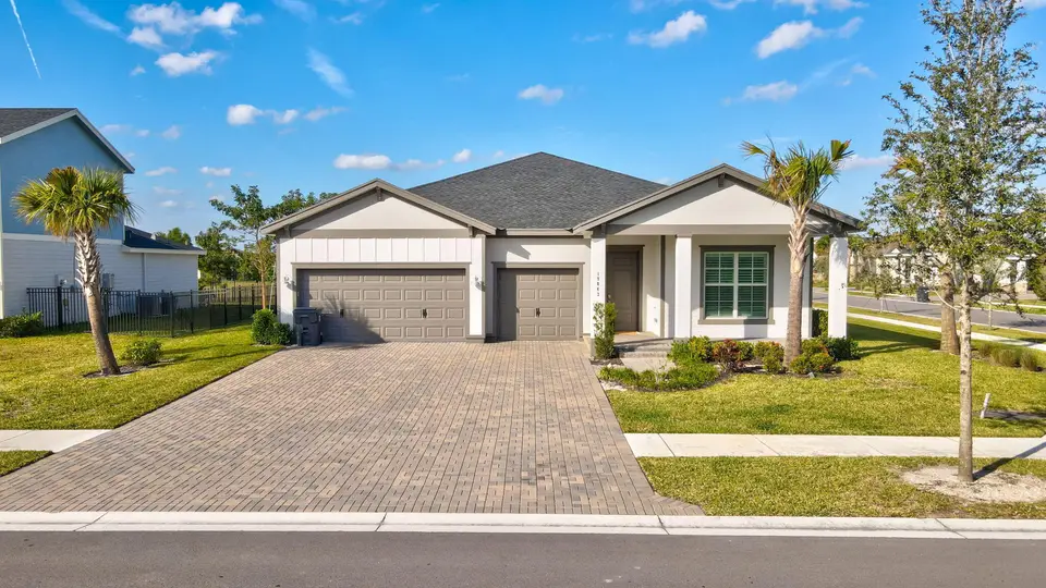 19043 BROAD SHORE Walk, Loxahatchee, FL 33470